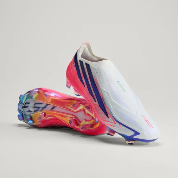 F50 Elite Chaos vs Control Laceless FG - imagine 2