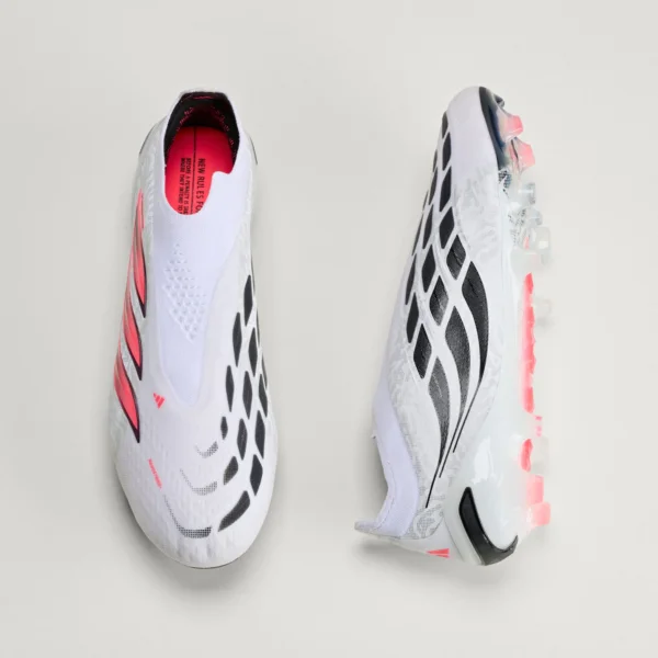 Predator Chaos vs Control Laceless FG - imagine 3